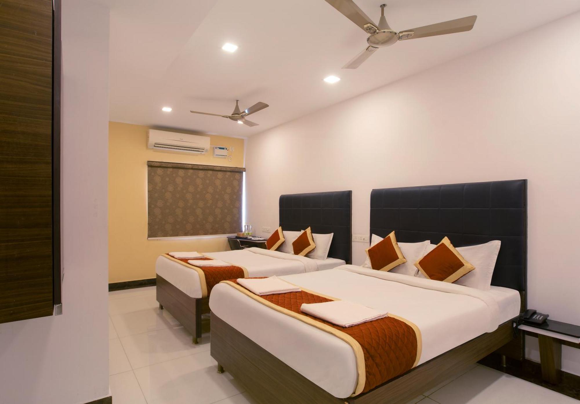 Отель Manjhi Residency Tiruchirappalli Экстерьер фото