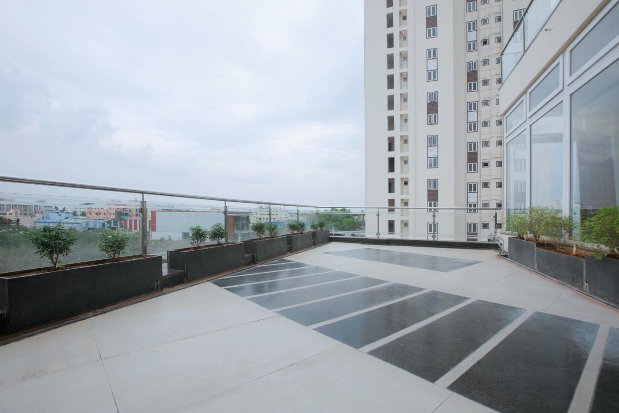 Отель Manjhi Residency Tiruchirappalli Экстерьер фото