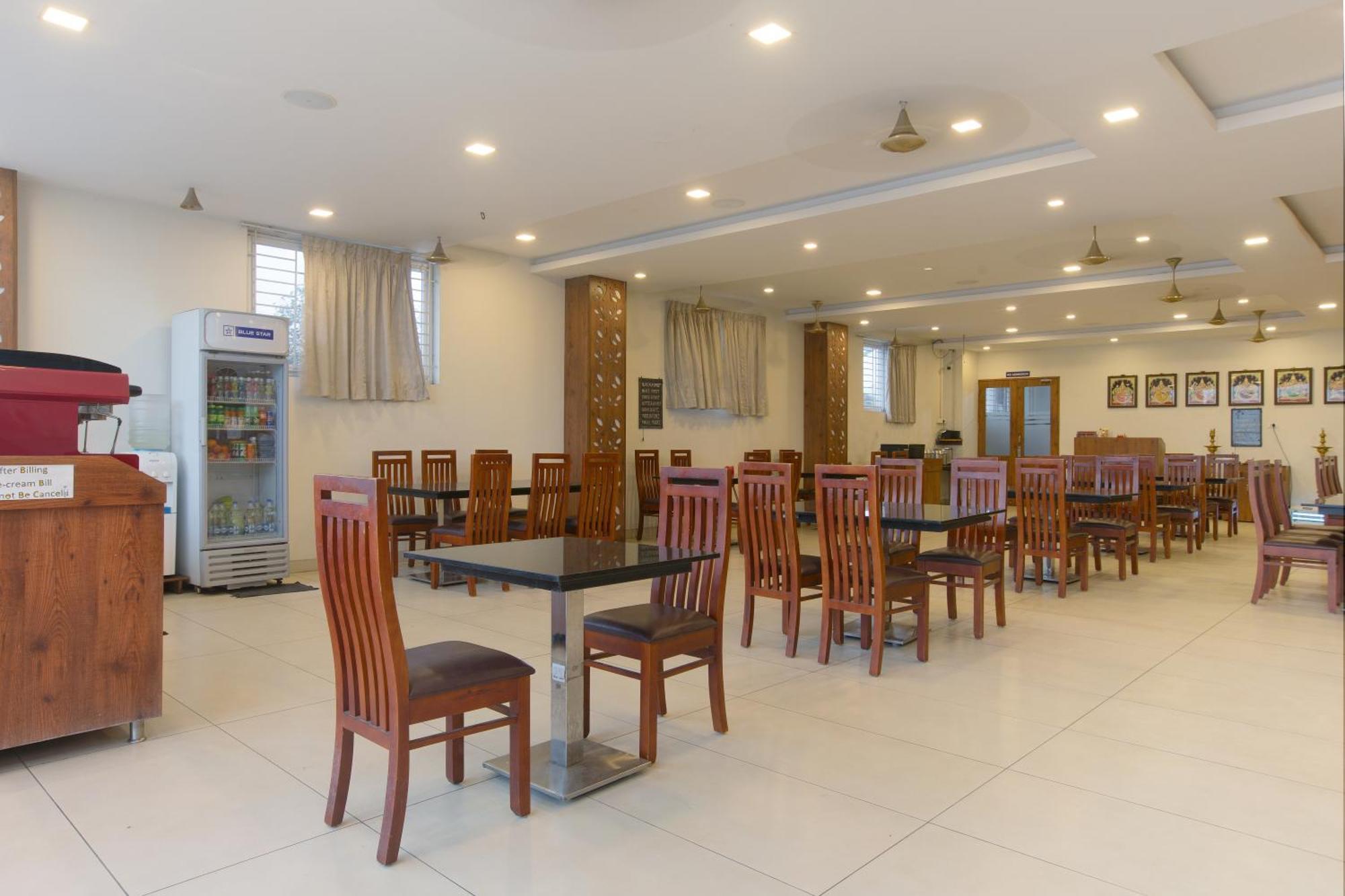 Отель Manjhi Residency Tiruchirappalli Экстерьер фото